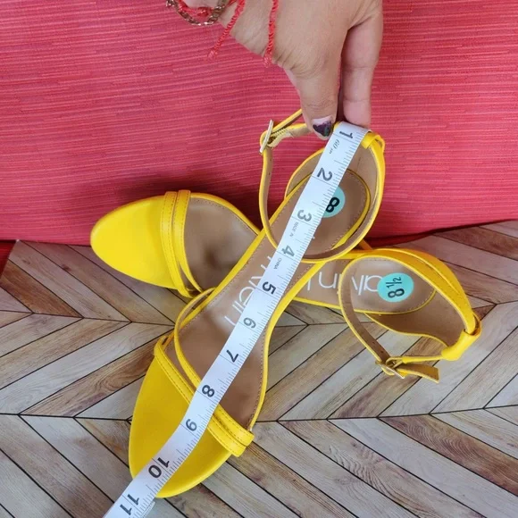 Calvin Klein Yellow Heels with Sleek Straps - Picture 5 of 7